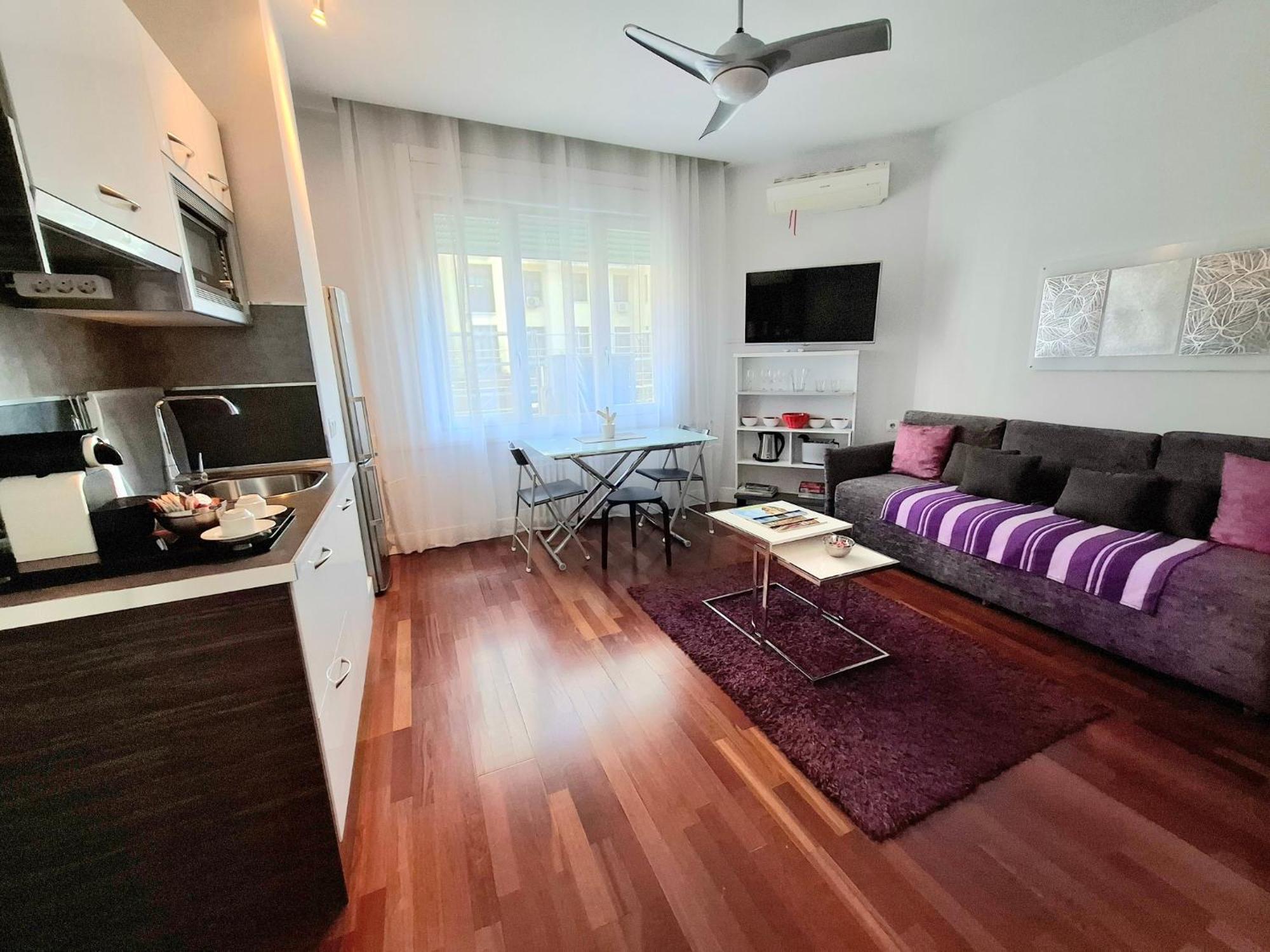 Gran Via Exclusive Apartamento Temporal — Photos 1